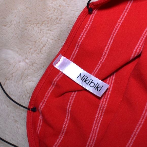 Womens Seamless Red and White Striped Spaghetti String Cropped Tank Top - Picture 9 of 11